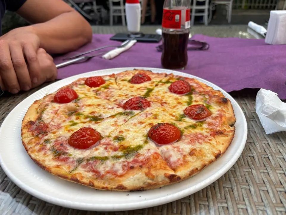 Pizza at Martini.