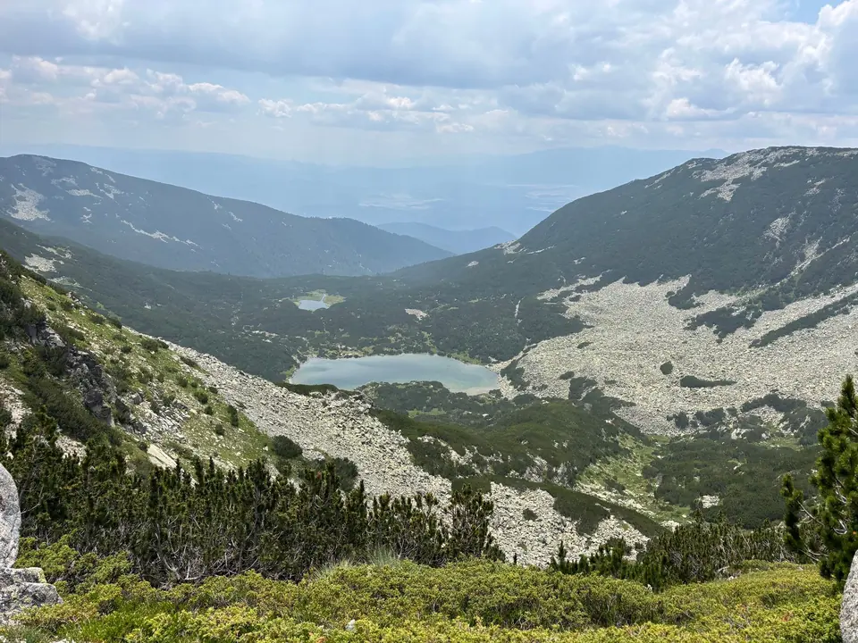 A lake far below the Kanarata ridge.